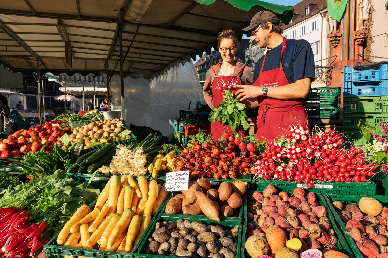 11 - Marktstand auf dem Münsterplatz, Freiburg