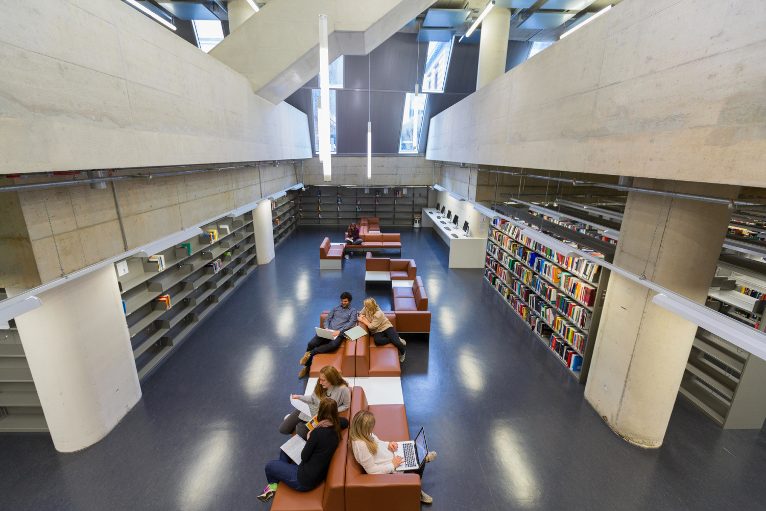 05 - Universitätsbibliothek