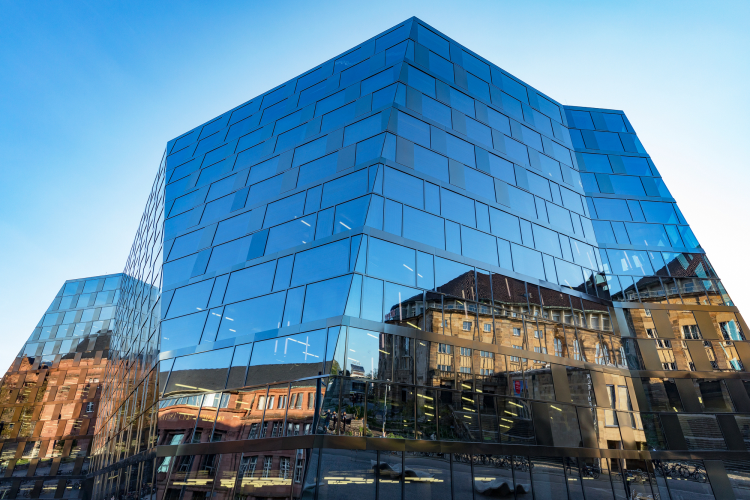 02 - Universitätsbibliothek