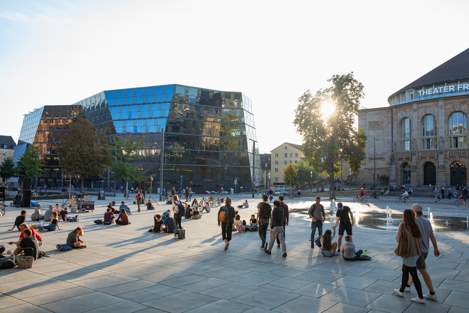 07 - Platz der Alten Synagoge und Universitätsbibliothek