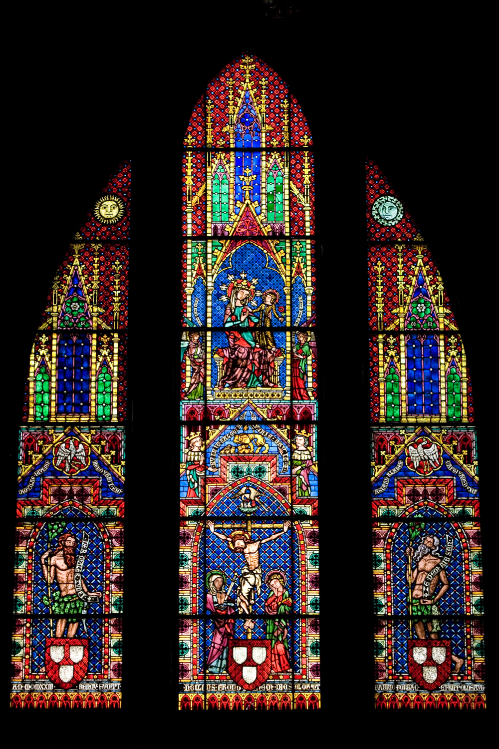 07- Glasfenster im Freiburger Münster