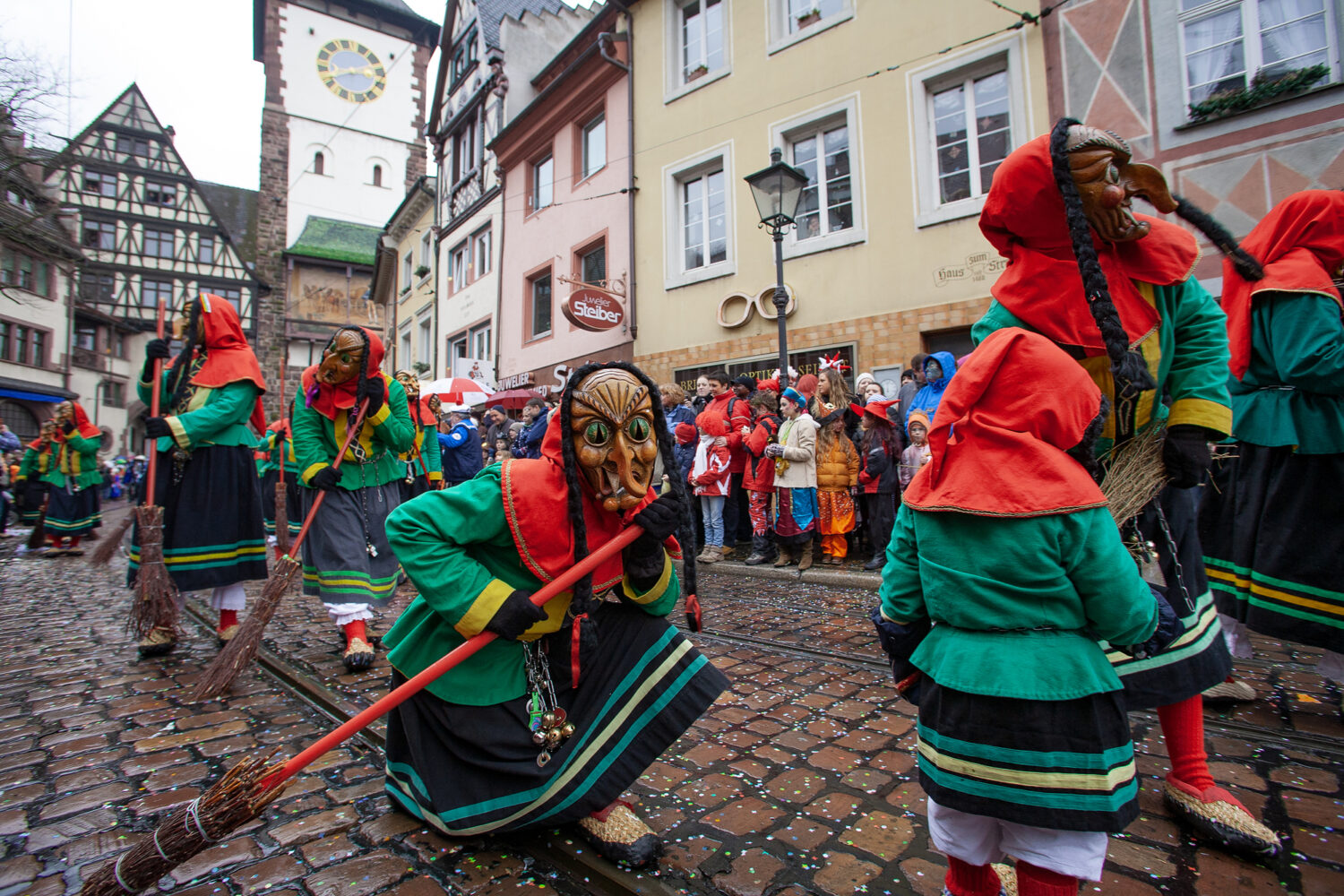 01 - Freiburger Hexen in der Oberen Altstadt