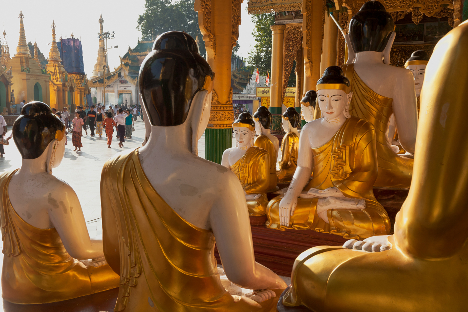 Shwedagon Pagode in Yangon